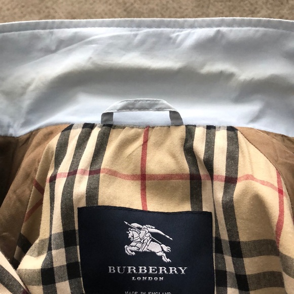 Men’s Burberry Zip-Up Jacket - Picture 7 of 10